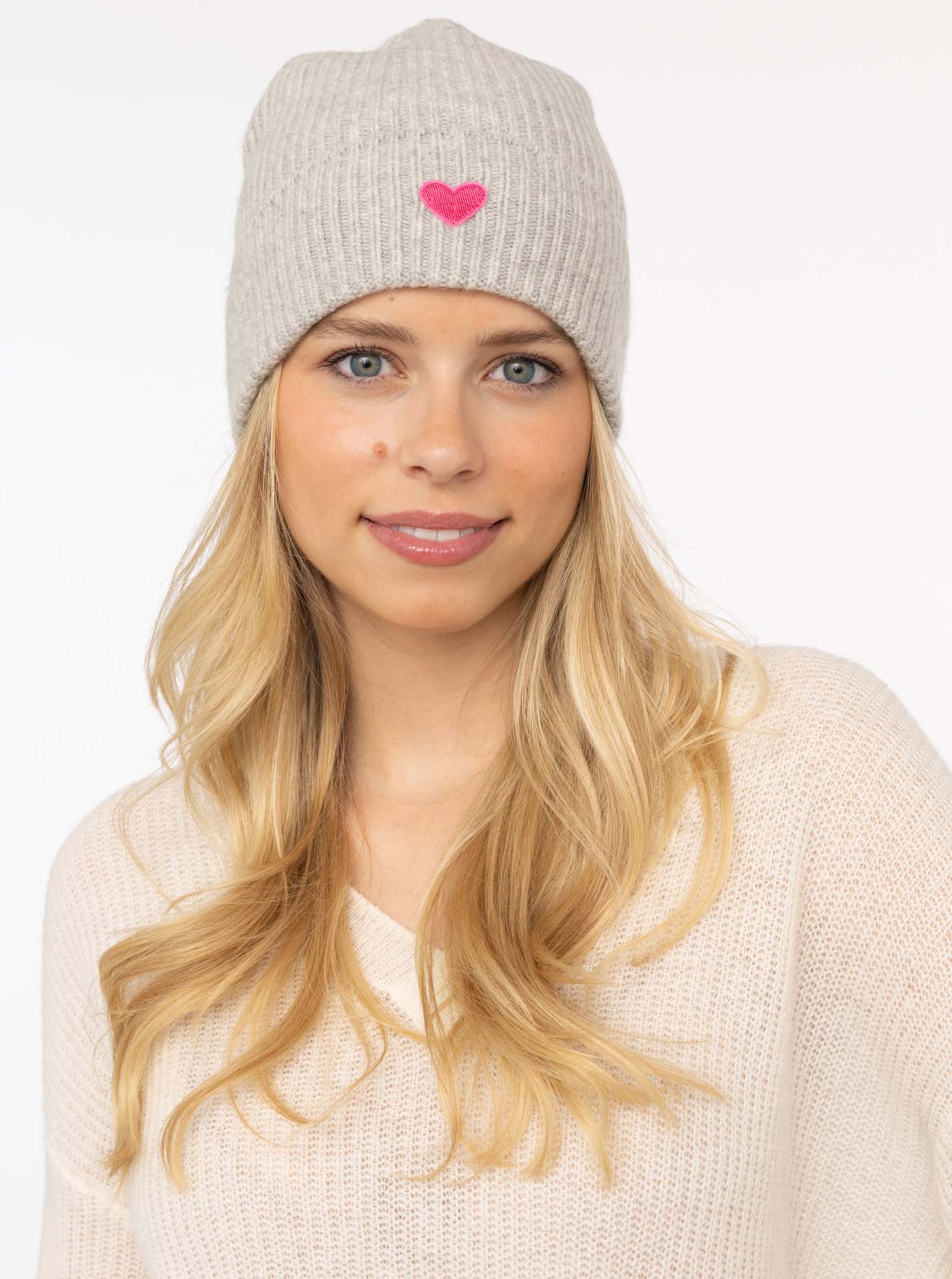 100% Cashmere Umschlagmütze Rippe "Herz"
