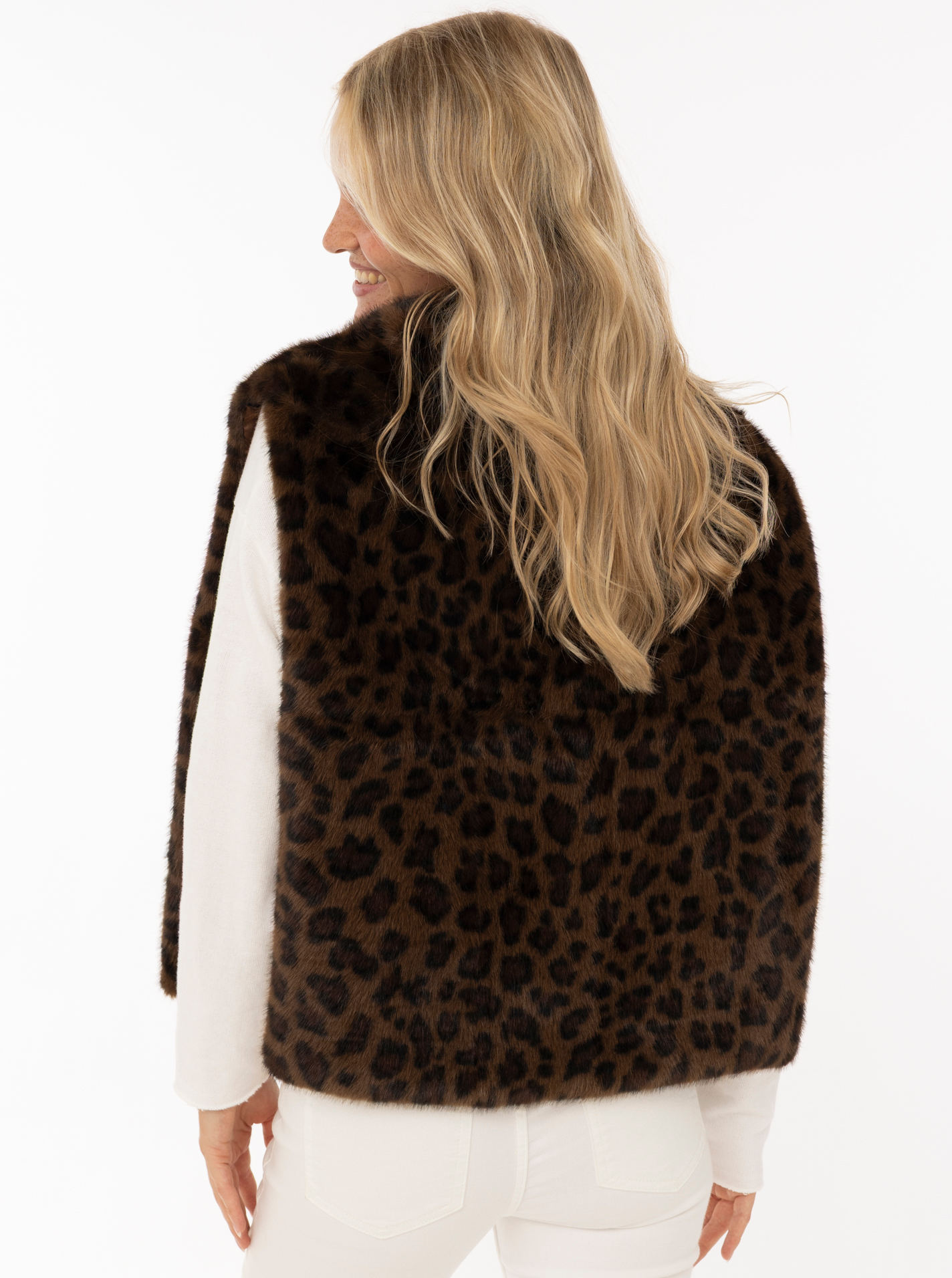 Poncho "Leo"