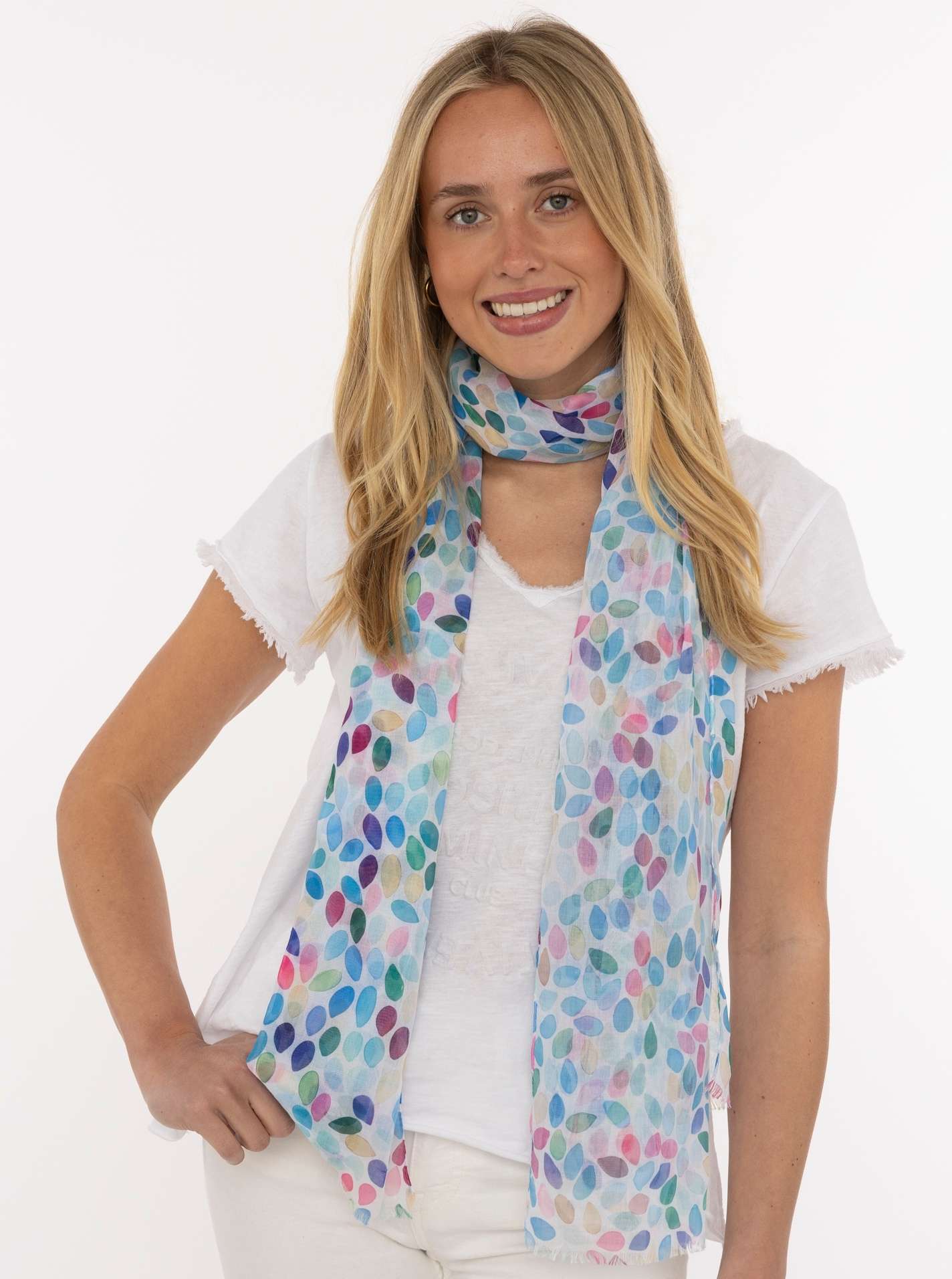 ART69d4f86baddcc_084_39 Schal "Confetti"