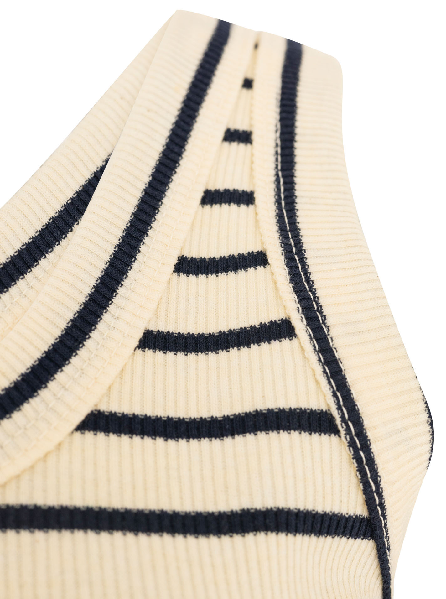 ART69df37b8bc59f_019_175A6084