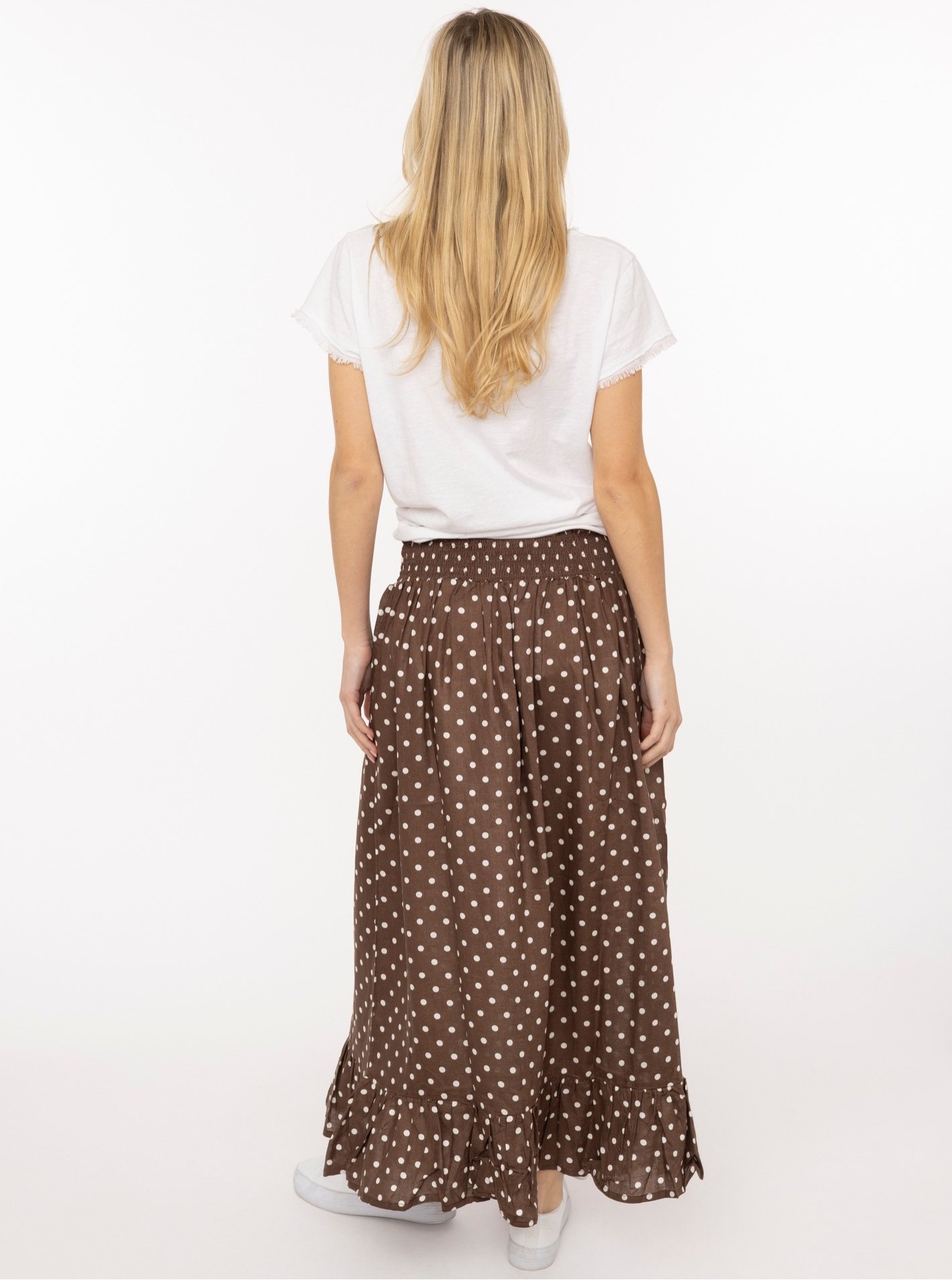 ART69df3944a1449_032_Model_Rock_ClassicDots_33428_032_Braun2