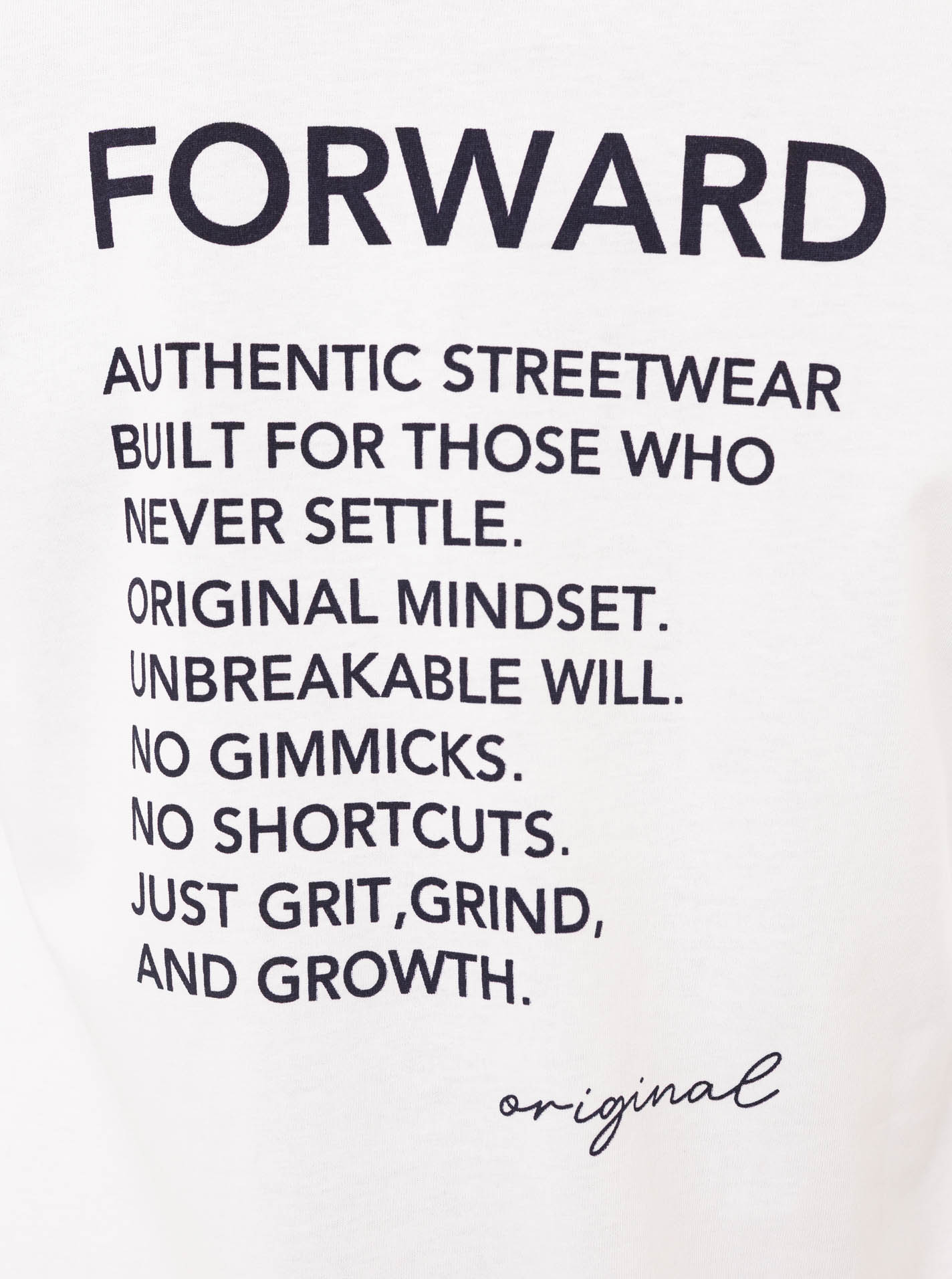 ART6985d5182aa10_027_Herren_TshirtOversized_MovingPrint_47043_Wei_Detail