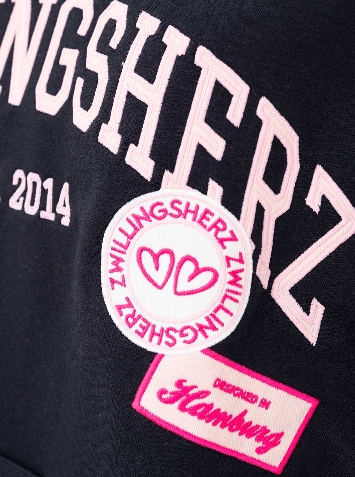 Oversize Hoodie "Zwillingsherz Patches"