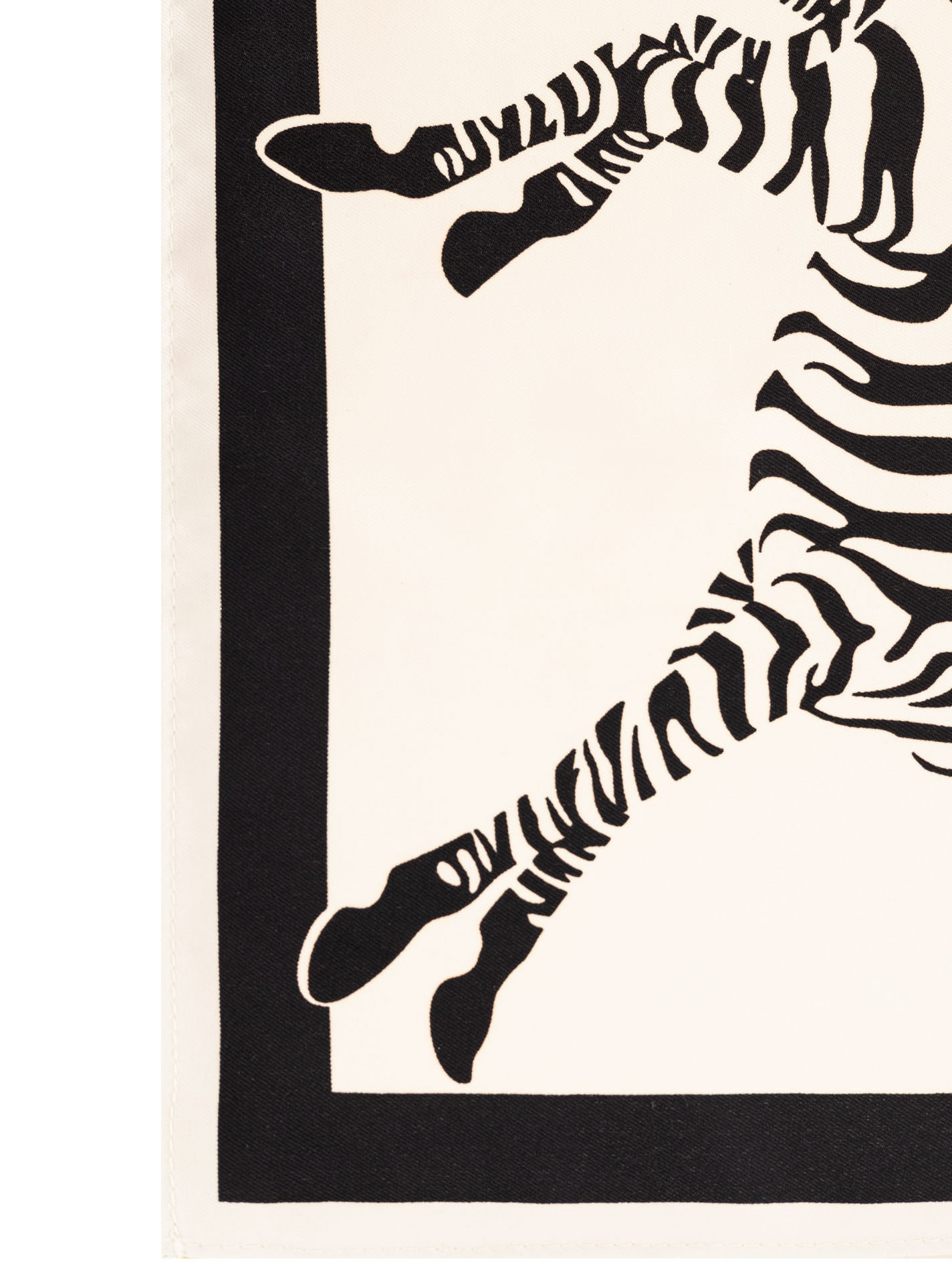 ART694527d0755d8_027_Nickituch_Zebras_4103_K25804_Wei_Detail