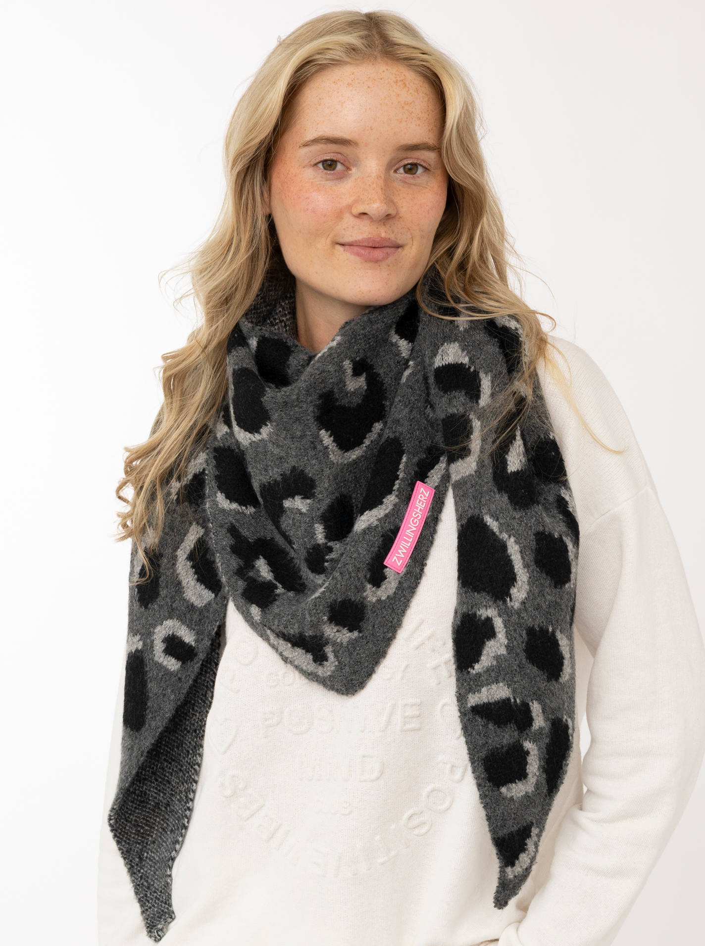 Schal "Leo Classic"