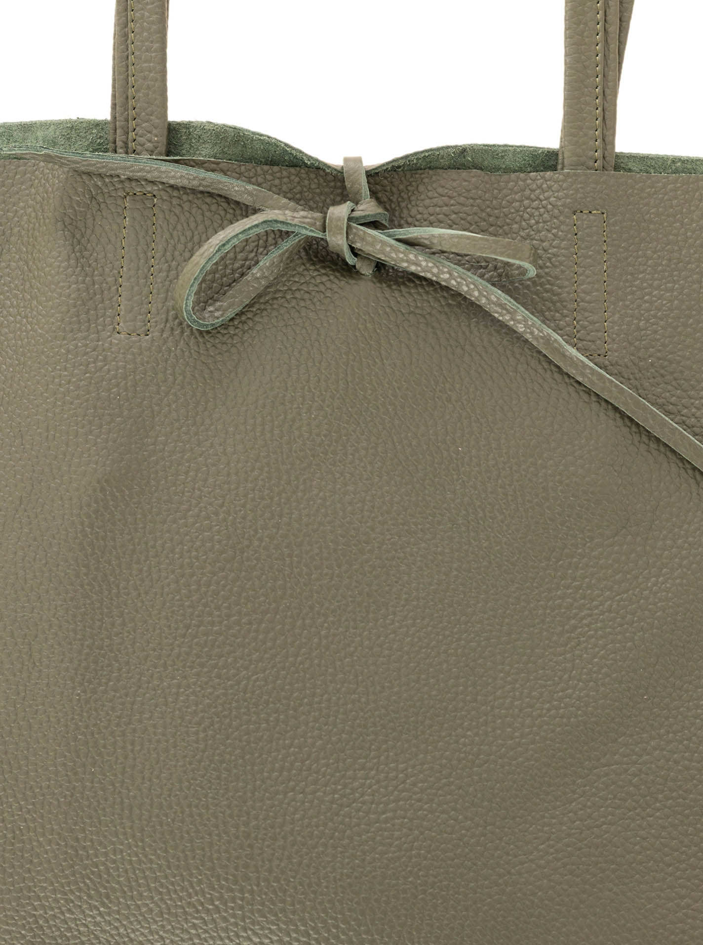 ART69eb169fdaa8d_044_175A7048