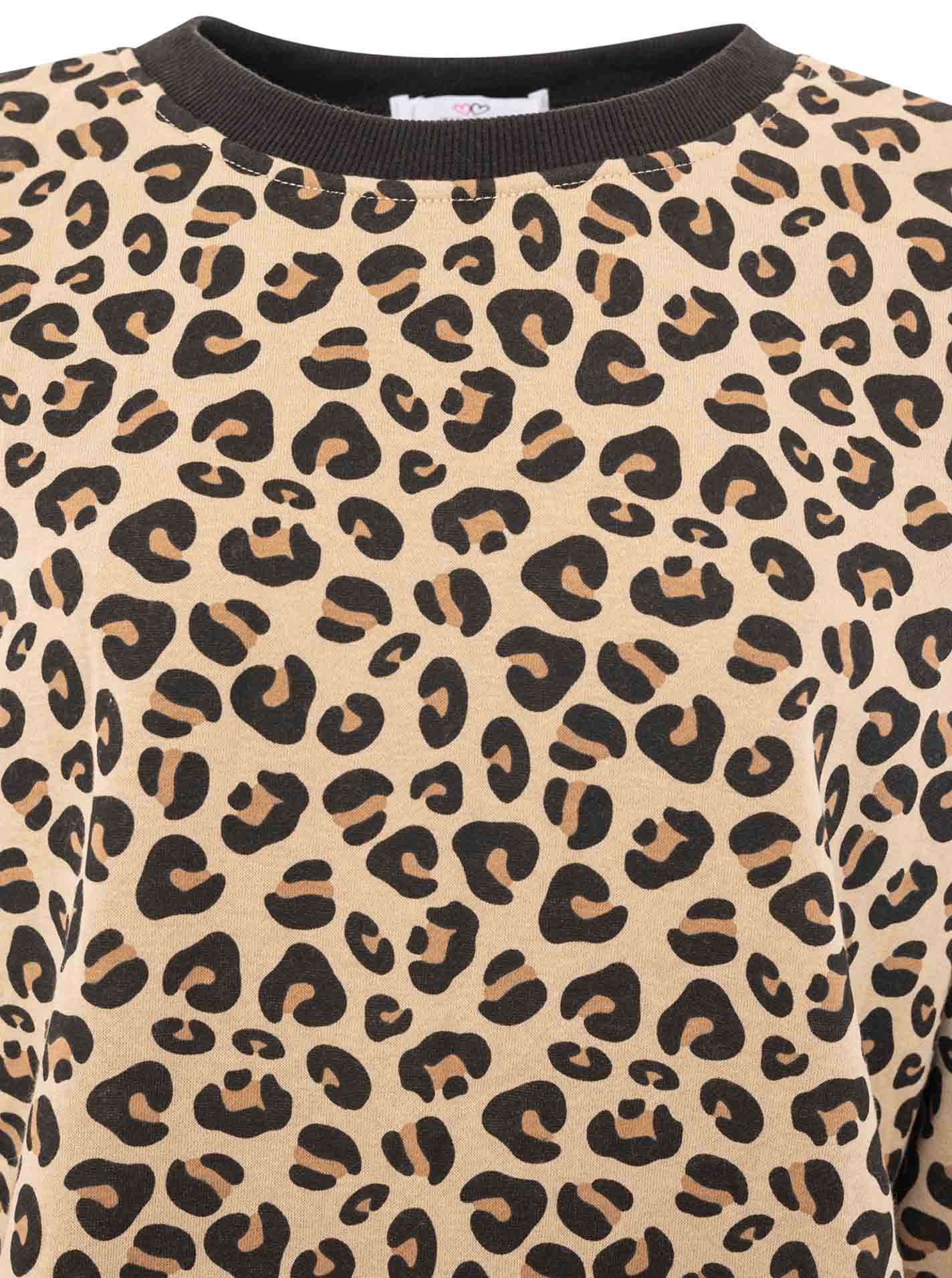 ART69eb19f594281_029_175A6983