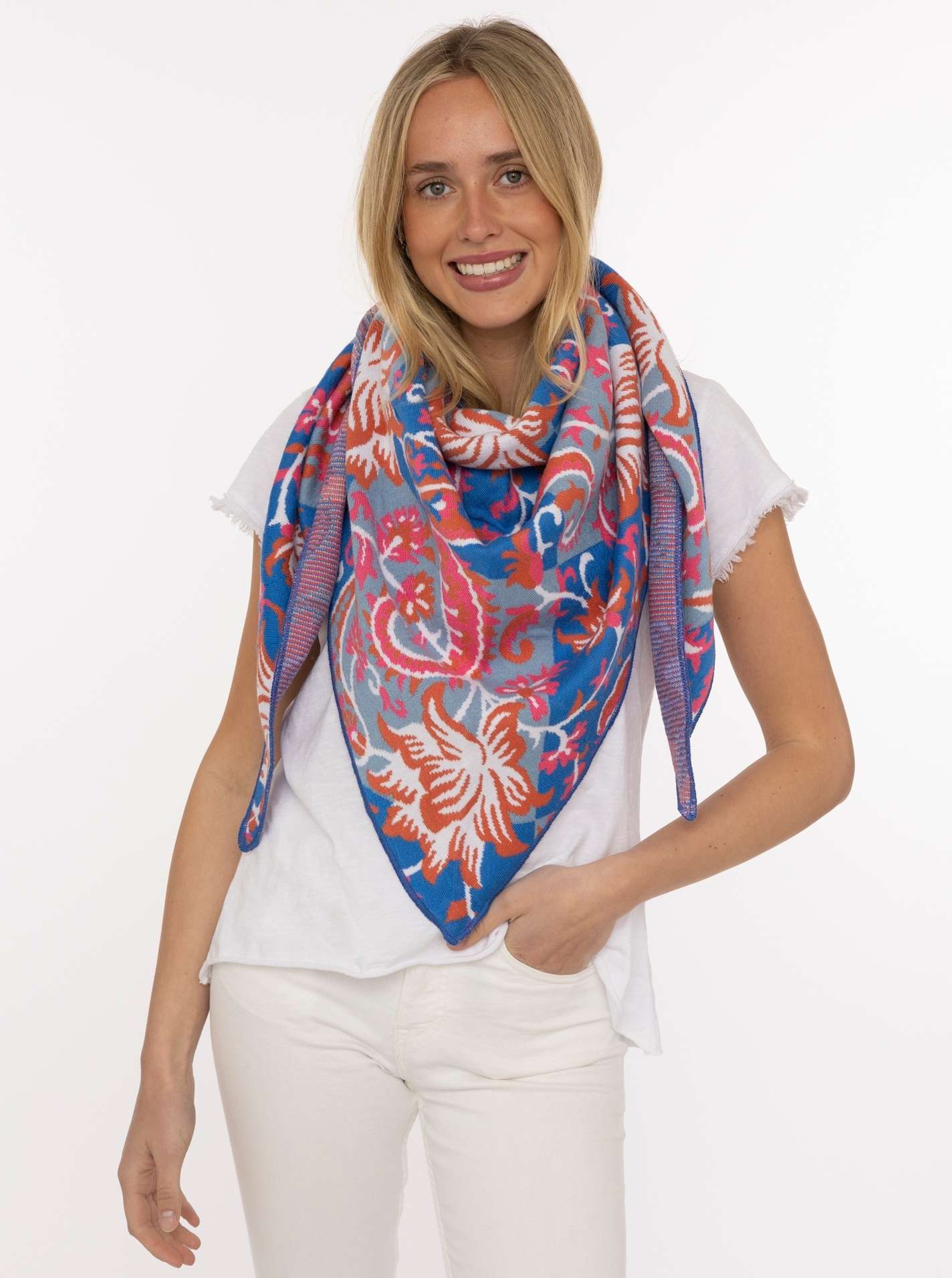 Dreieckstuch BW "Blumen Paisley"