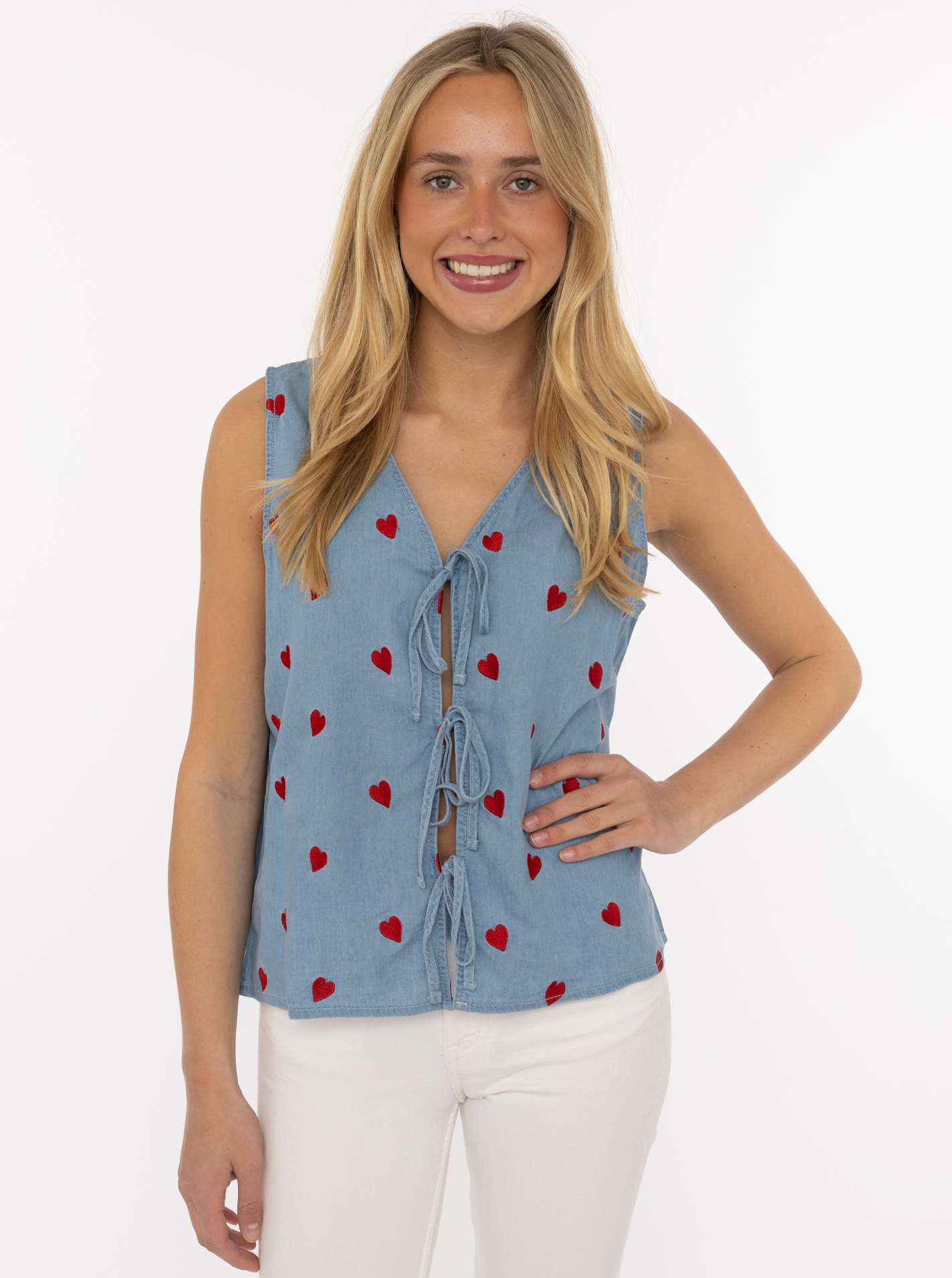 ART69e1ef7dcc78c_018_9 Weste mit Stickerei aus Lyocell