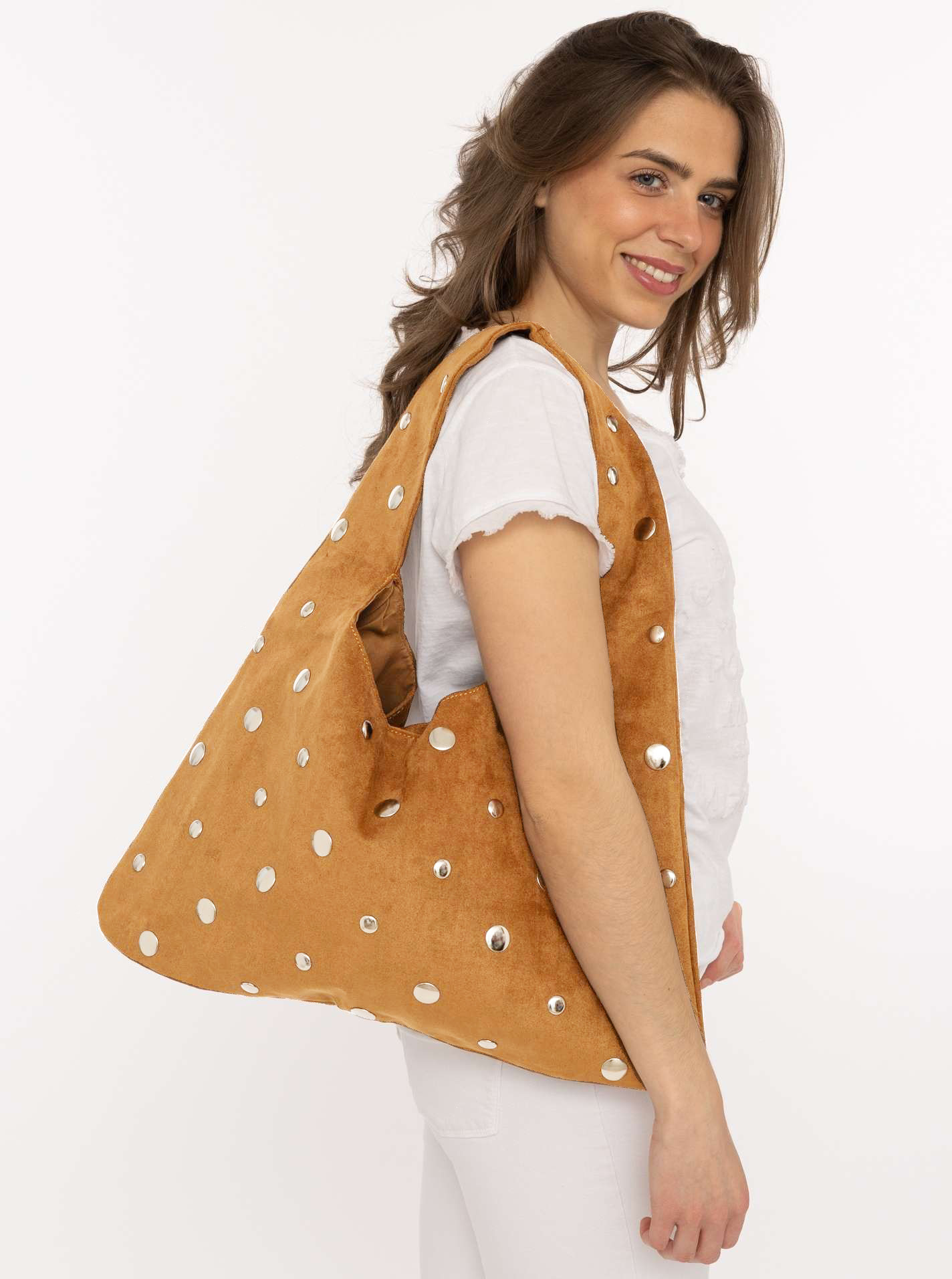 ART6968e050357c5_032_Model_Shopper_WildlederNieten_4612_K258121_Braun Velour Shopper "Metall"