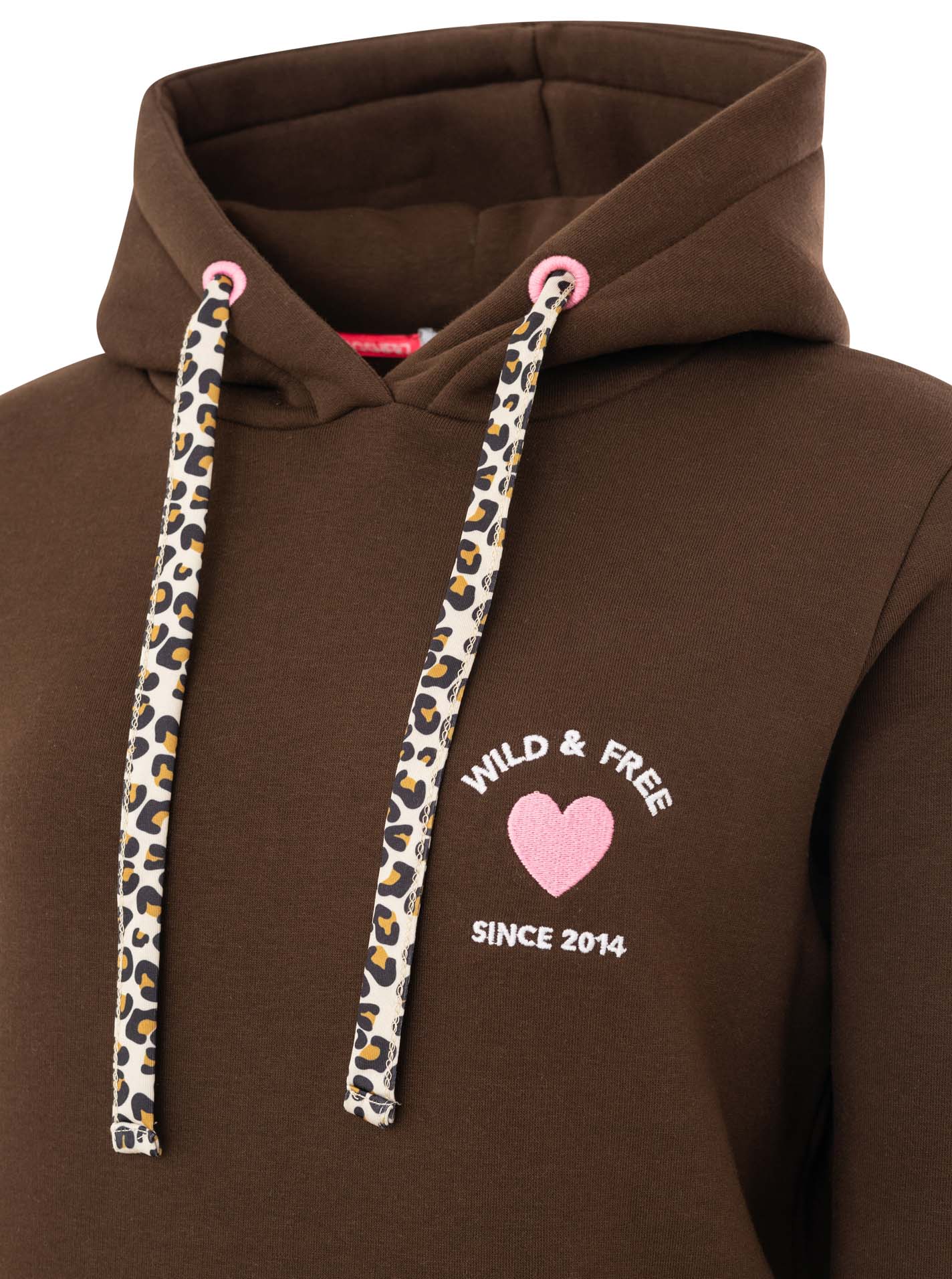 ART69e7315844a07_036_175A6906