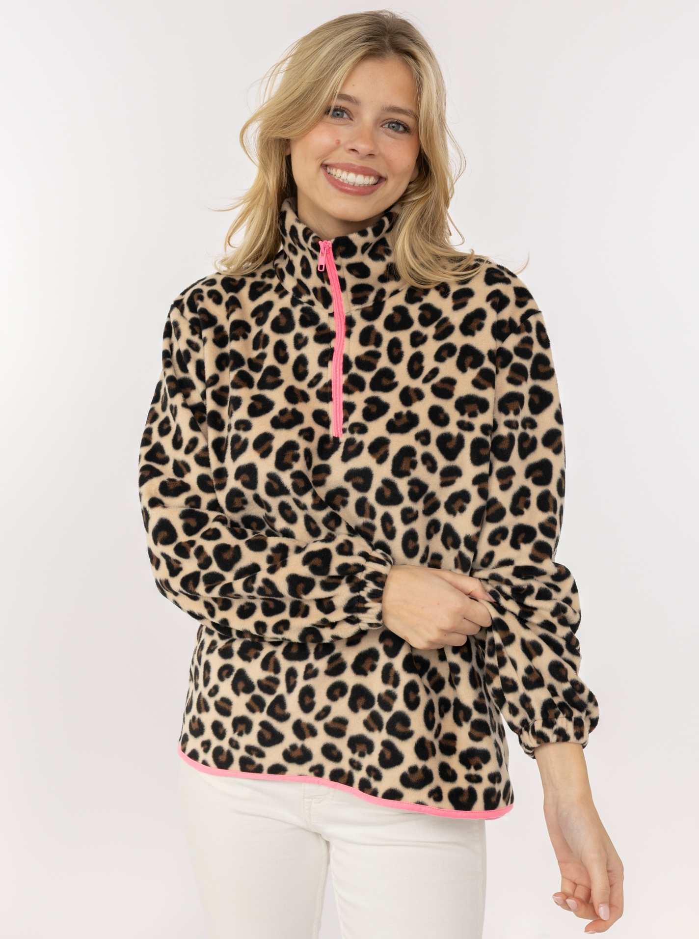 ART69b67b94d7753_029_Model_Fleecetroyer_LeoClassic_47072_029_Beige Fleecetroyer "Leo Classic"