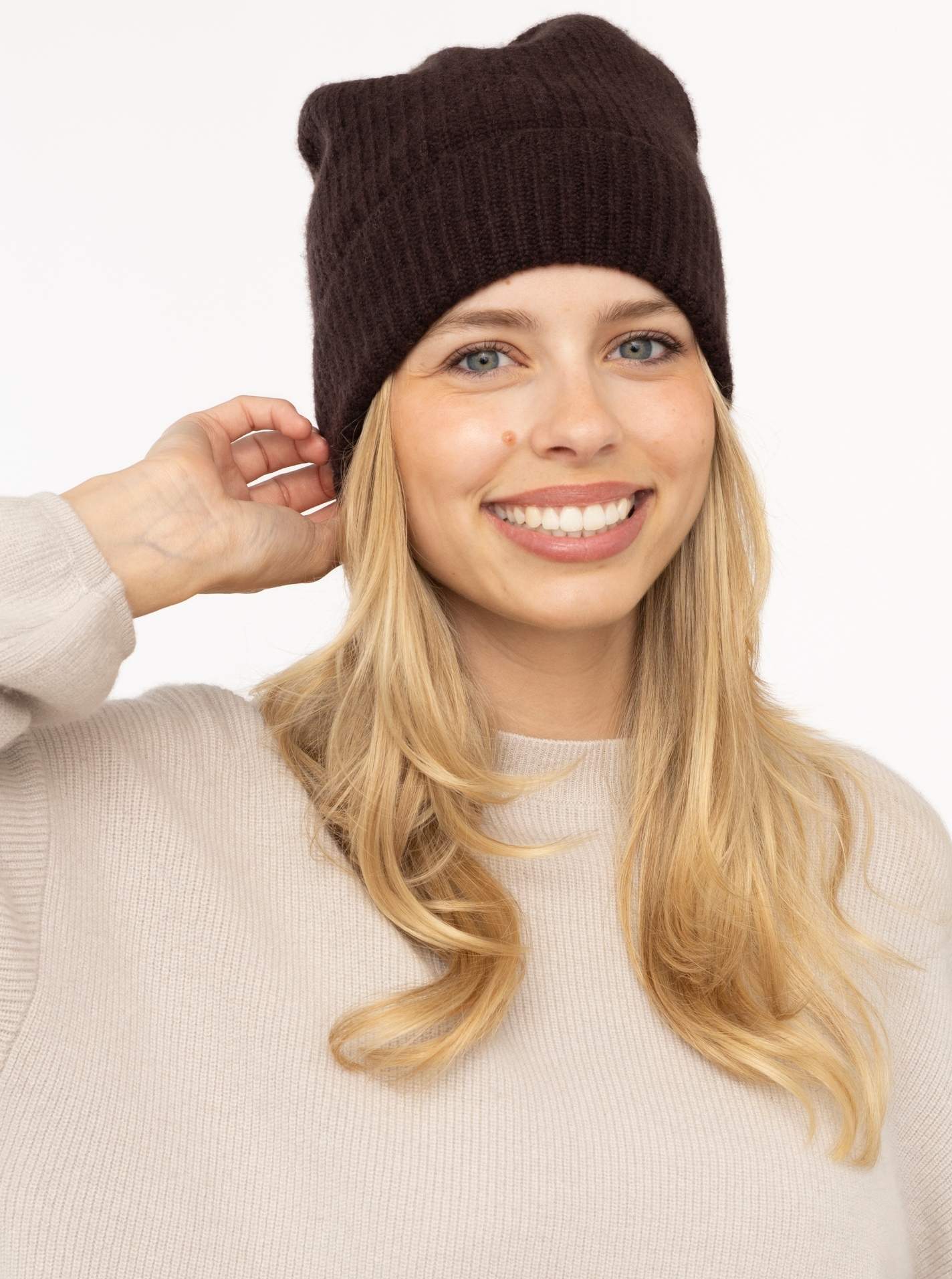 100% Cashmere Gerippte Mütze "Cozy"