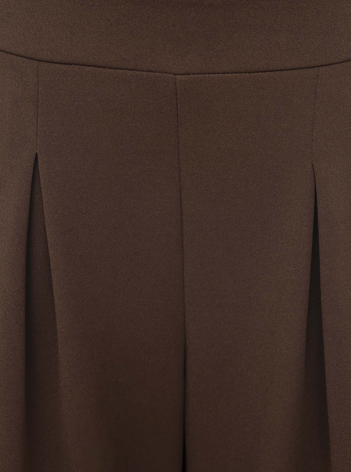 ART68cd134f3b7ca_032_Stoffhose_EleganteBundfalte_Braun_Detail