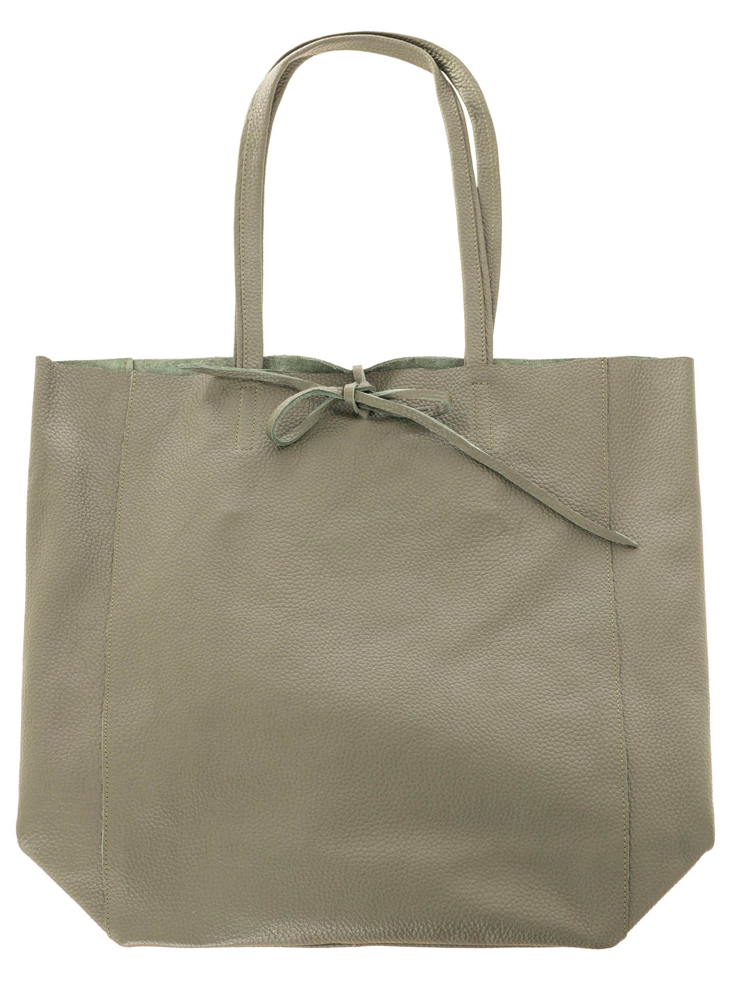 ART69eb169fdaa8d_044_175A7047