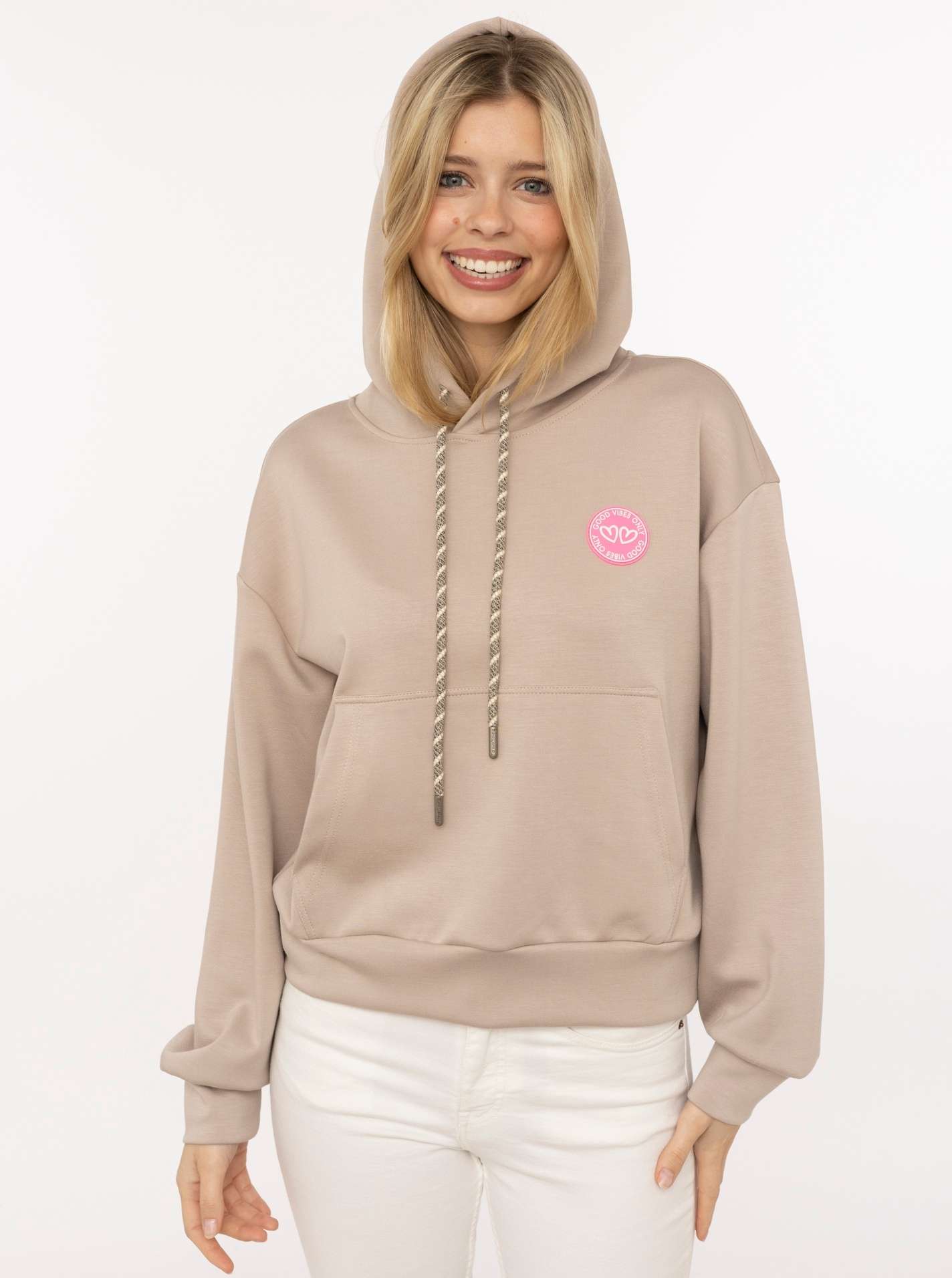 ART69bcf60911a51_029_64 Hoodie "Good Vibes Only Patch"