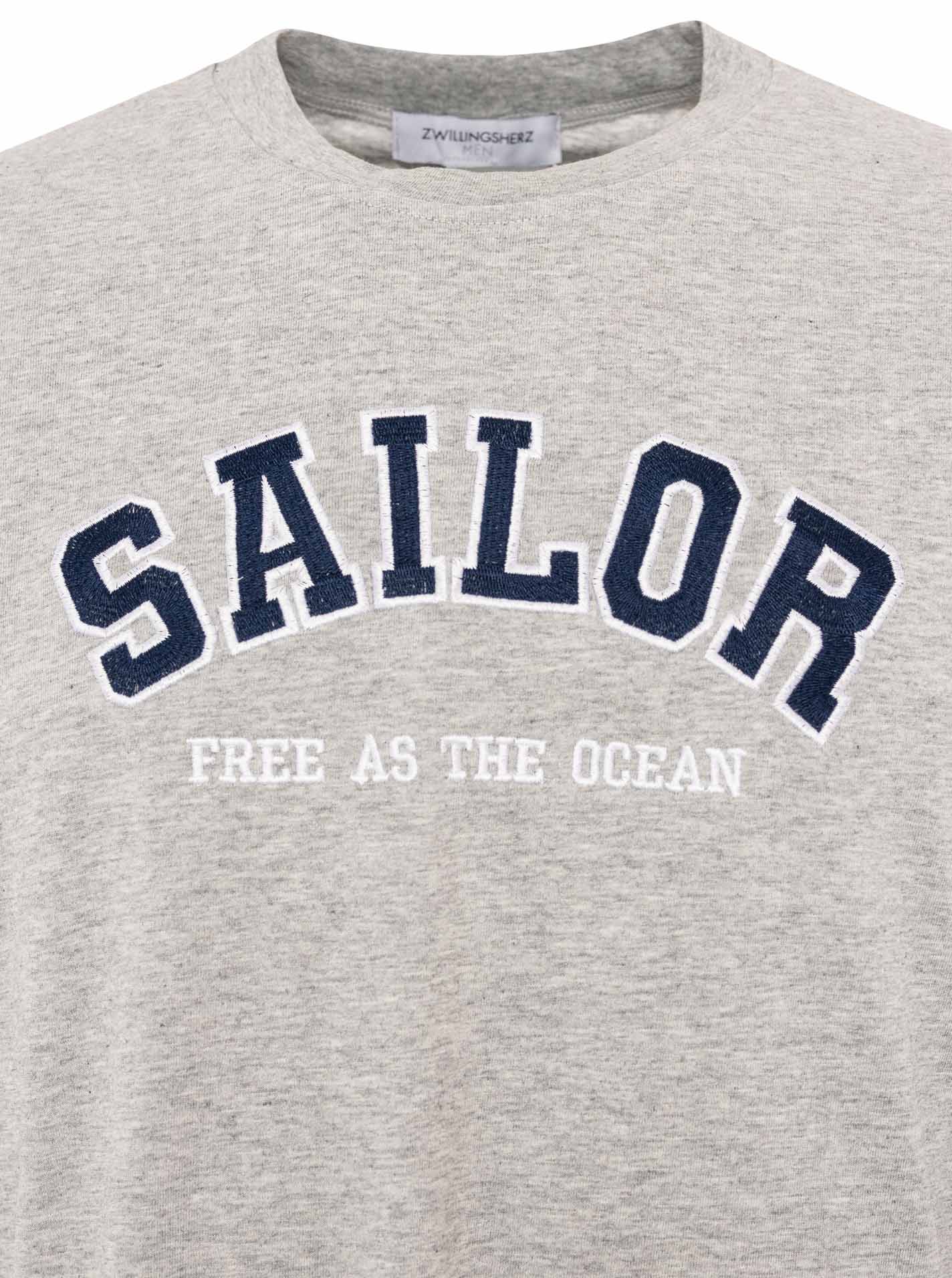 ART6985d5fc6bb74_025_Herren_TshirtRegular_SailorStickerei_47042_Grau_Detail