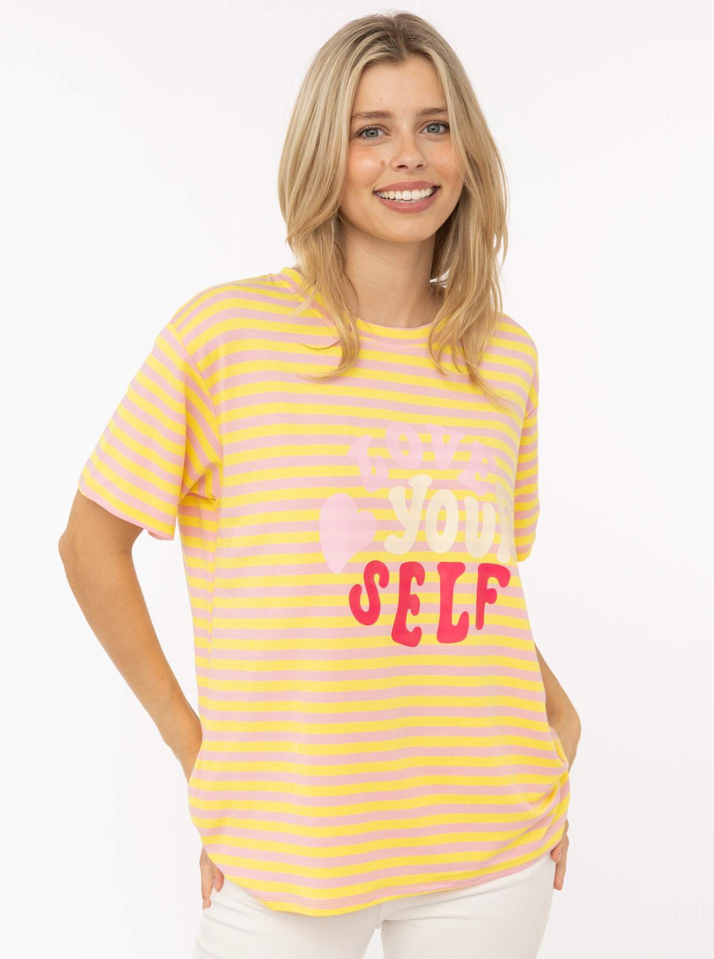 Shirt BW "Love Yourself"