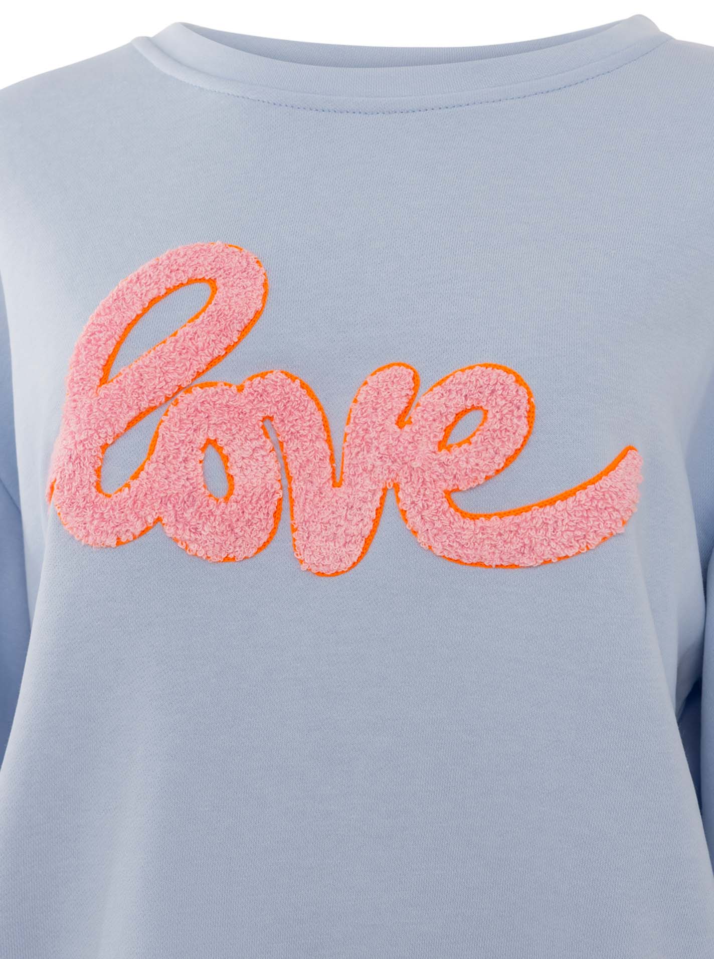 ART69e5c92f2c226_018_175A6260