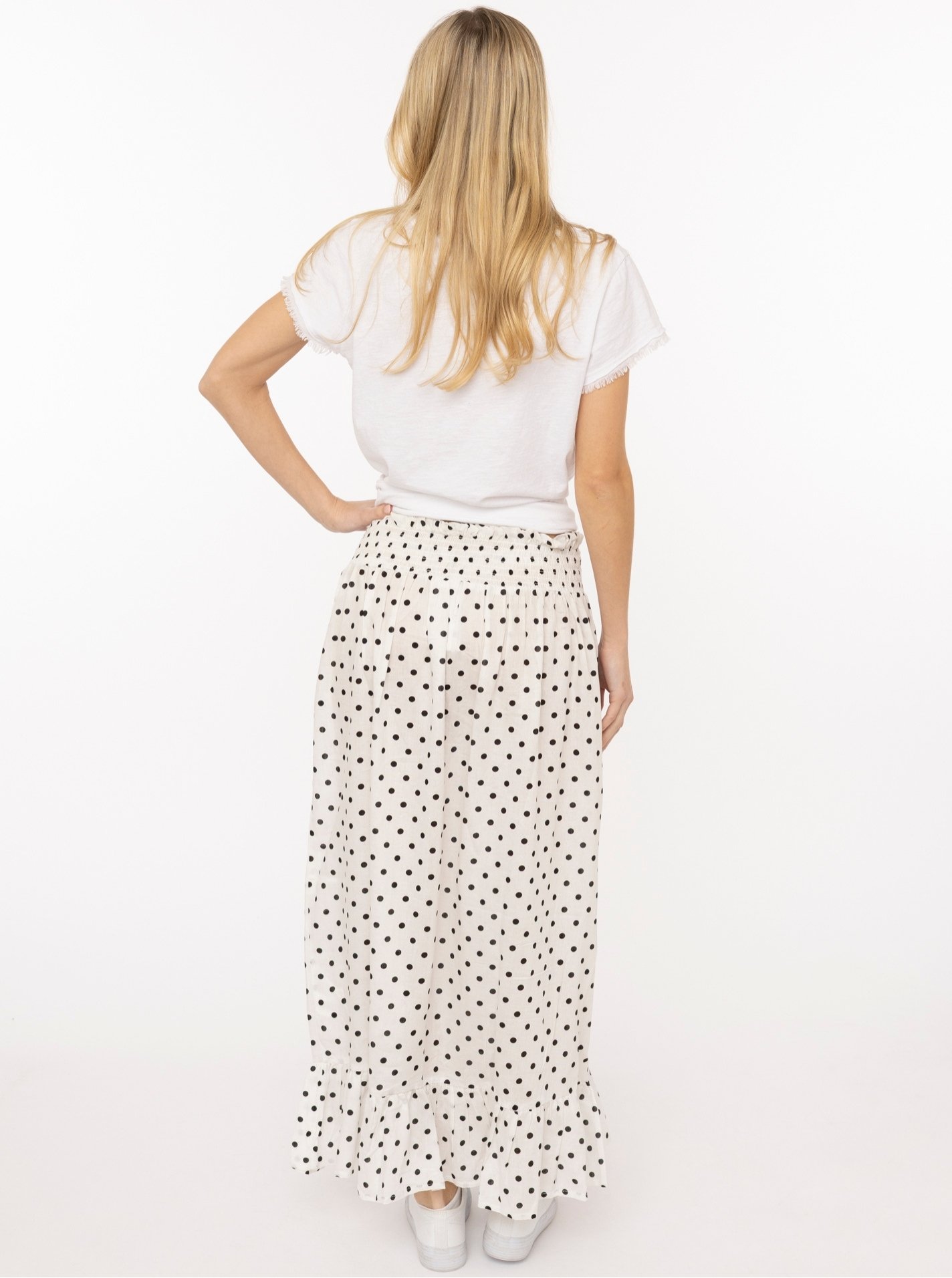 ART69df3944a1449_027_Model_Rock_ClassicDots_33428_027_Wei2