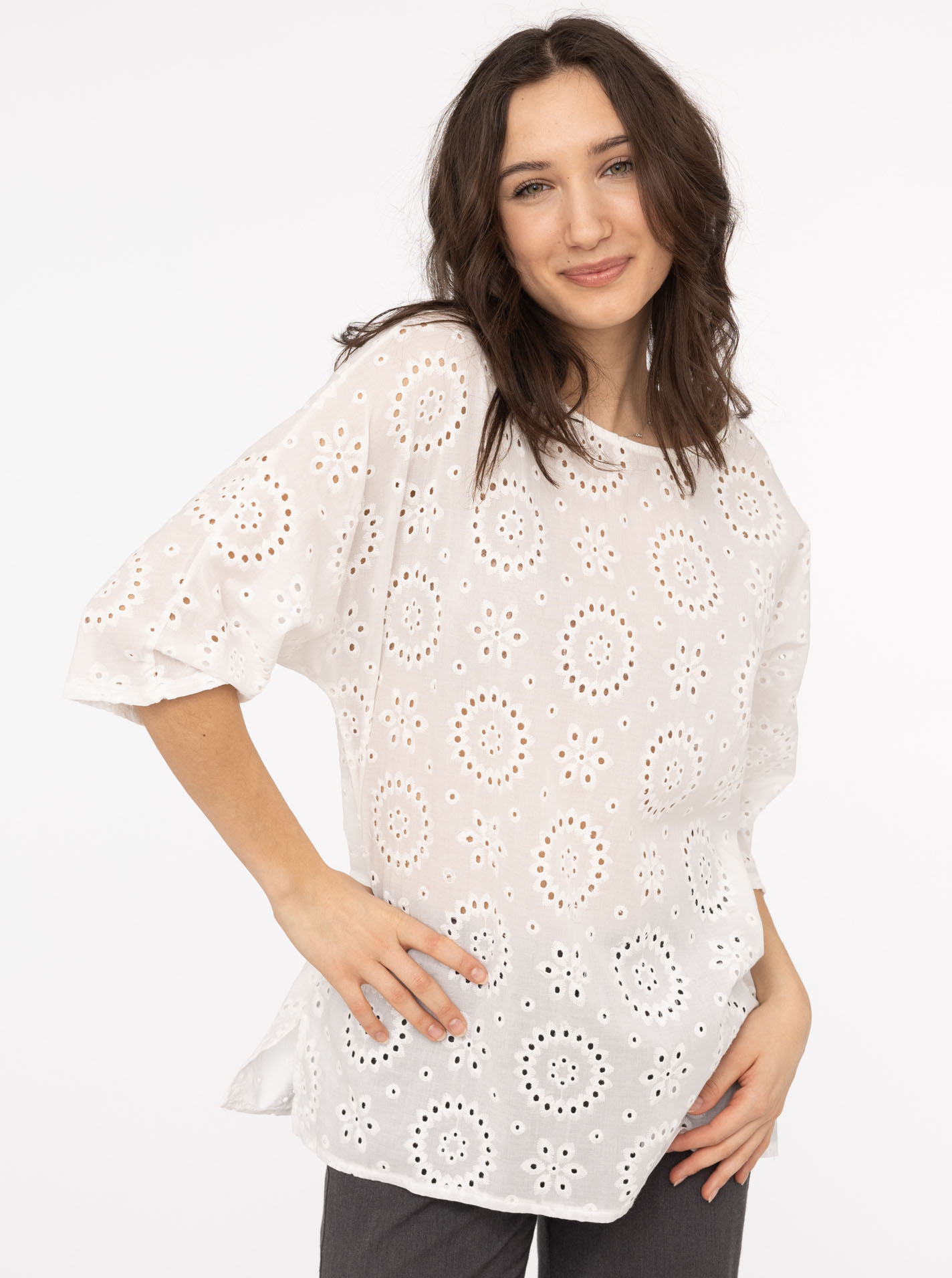 Shirt Lochstickerei "Ibiza"