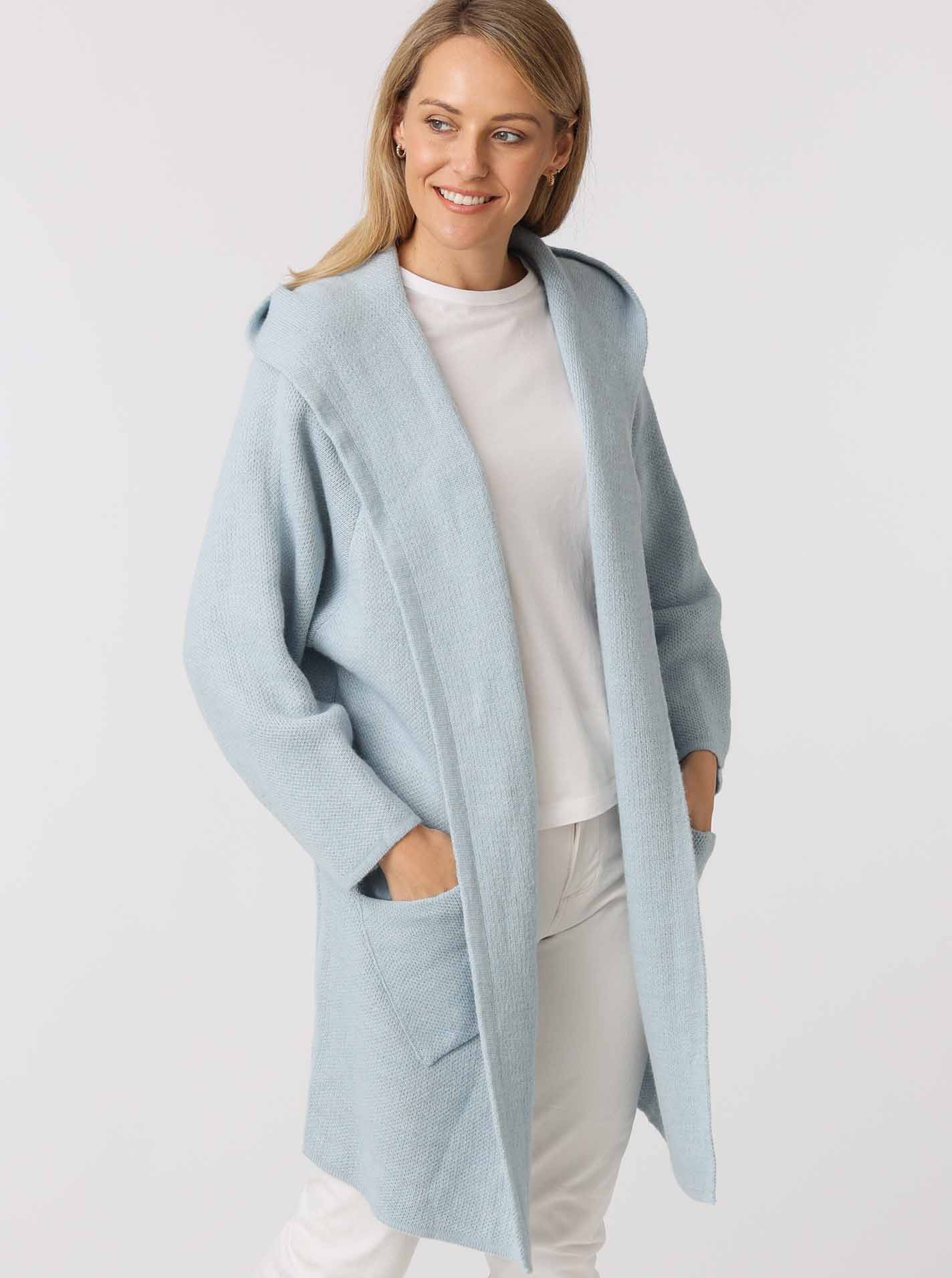 ART69afd09cd1721_018_Annabell_hellblau1