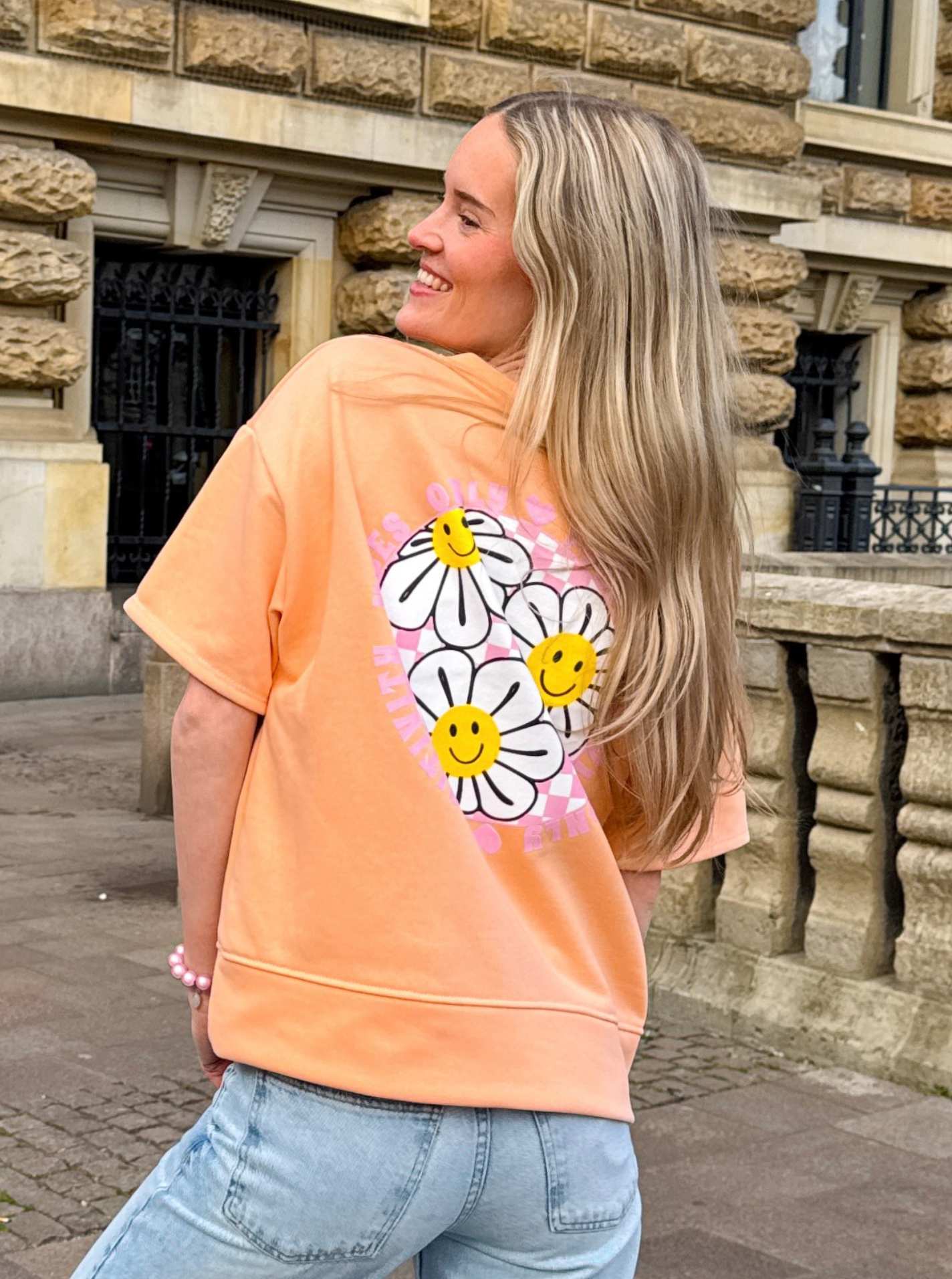 Apricot