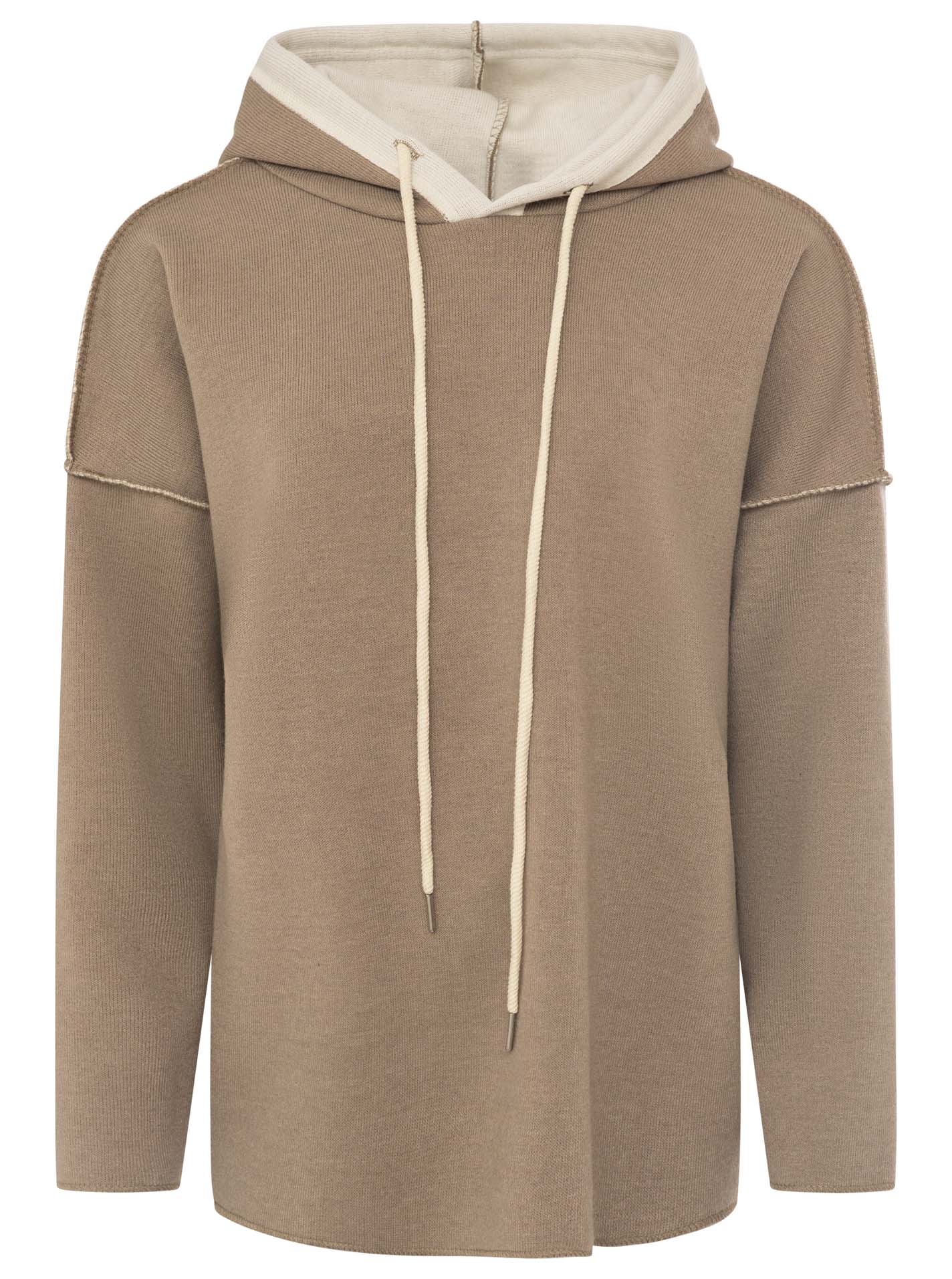 ART69d75470adbd0_034_175A3960