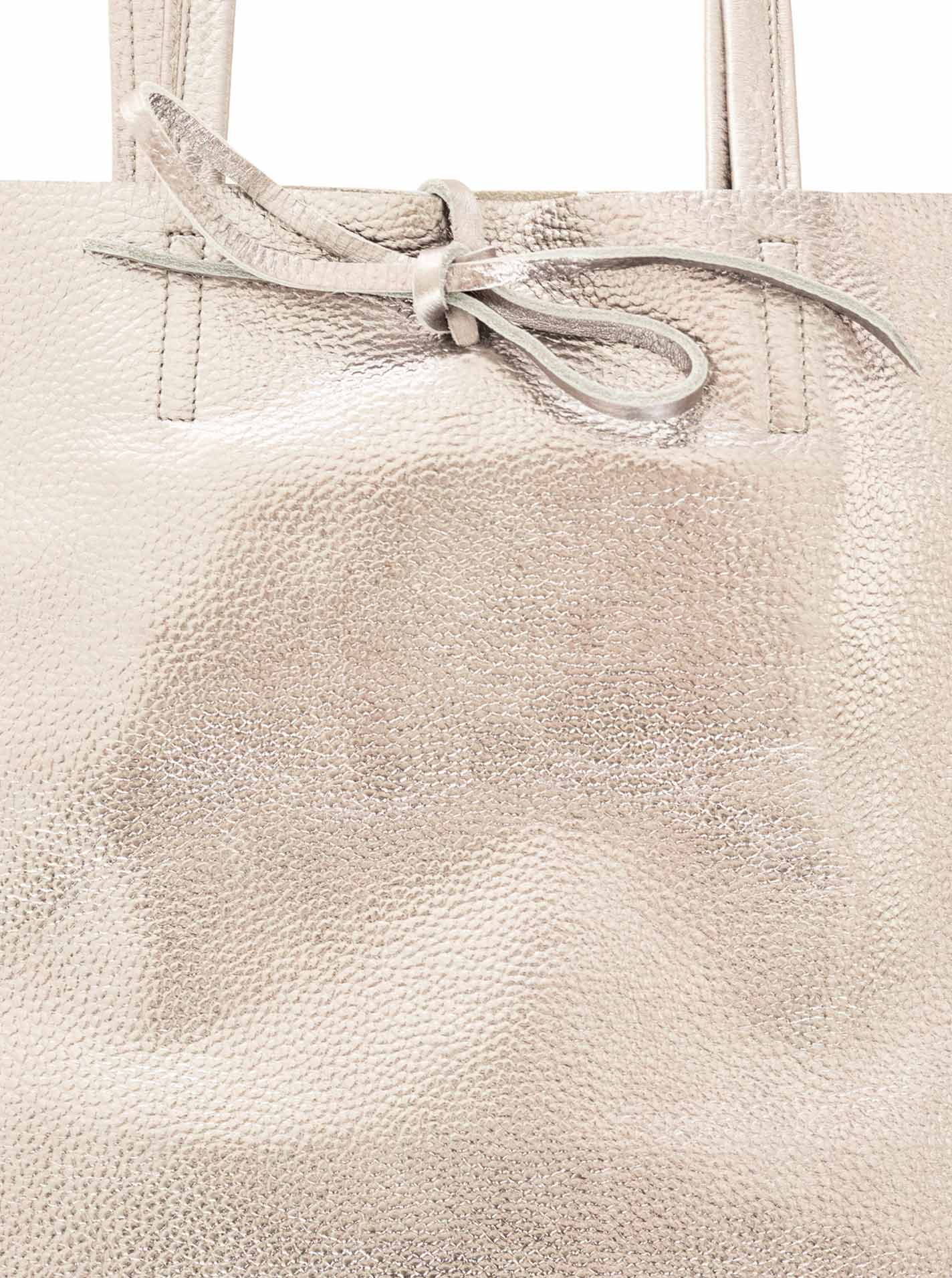 ART69eb169fdaa8d_097_175A7038