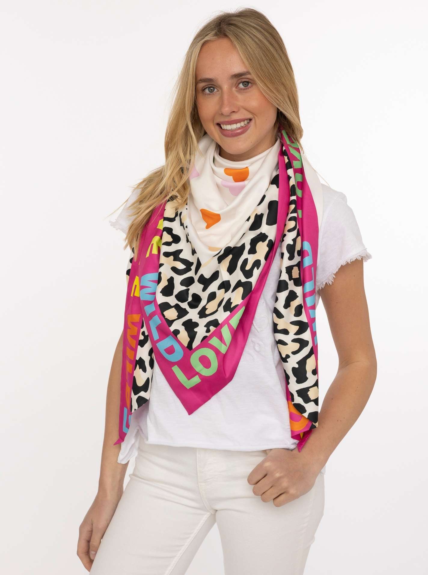 ART69d4f95973ee4_013_98 Dreieckstuch "Wild Love"