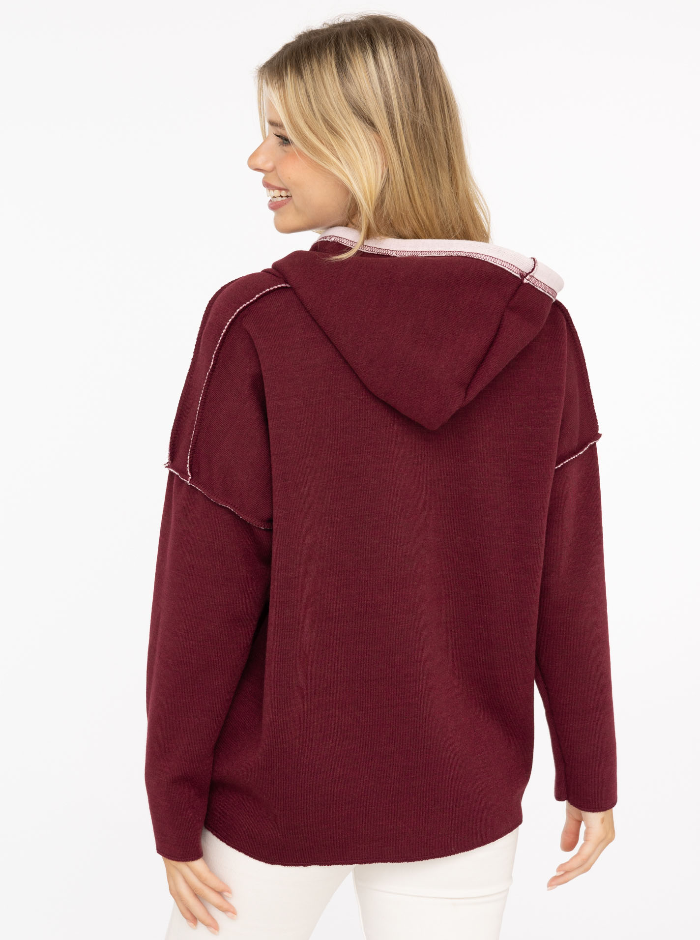 ART6894b7921669c_058_Model_HoodieDoubleface_PositiveMind_2021_Bordeaux2